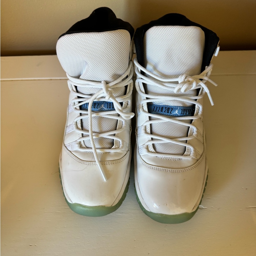 Jordan Legend blue 11’s